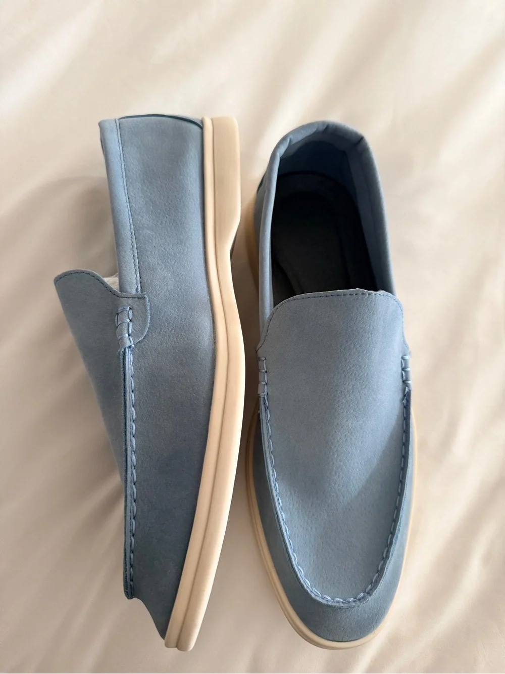 saint & Vale stylish powder
